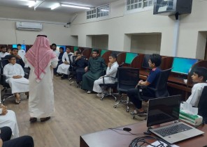 انطلاق دورة مهارة معالجة النصوص وكتابة الخطابات بمكة