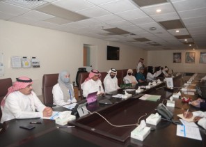 استشاري تجمع مكة الصحي يستعرض مشاريع الرعاية الصحية
