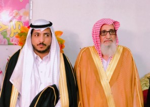 الشاب محمد الرشيدي يحتفي بزواجة