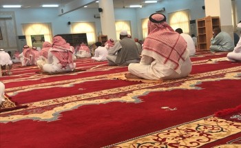 جوامع ومساجد تيماء تستقبل المصلين لصلاة الجمعة