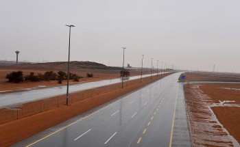 شاهد: هطول أمطار وسيلان الأودية والشعاب على حائل وضواحيها!