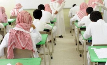 عسيري: عودة الطلاب للمدارس لا يمكن أن تتم قبل أن تصل المناعة الاجتماعية بتطعيم 70%