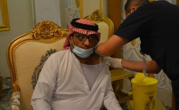 الشؤون الإسلامية بجازان بالتعاون مع المديرية العامة للصحة بالمنطقة  تقدم لقاح كورونا لمنسوبيها