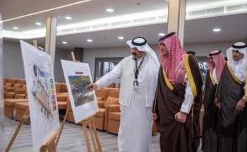 وزير الداخلية يزور مشروع مخيمات عرفات المطورة لشركة إثراء الخير
