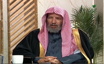 ما حكم لبس الرجال لـ”الأساور” الشبيهة بالساعات؟ .. الدكتور “سعد الشثري” يجيب!