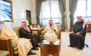 أمير ⁧الرياض يستقبل ‬⁩نائب وزير النقل لشؤون الطرق