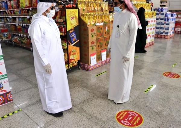 بقيادة “آل مصمع” .. بلدية رجال ألمع تكثف جهودها للتأكد من تطبيق الإجراءات الاحترازية