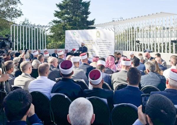 نيابة عن معالي وزير الشؤون الإسلامية.. إمام المسجد النبوي يفتتح أكبر مسجد في العاصمة بودغوريتشا بالجبل الأسود بدعم من المملكة العربية السعودية