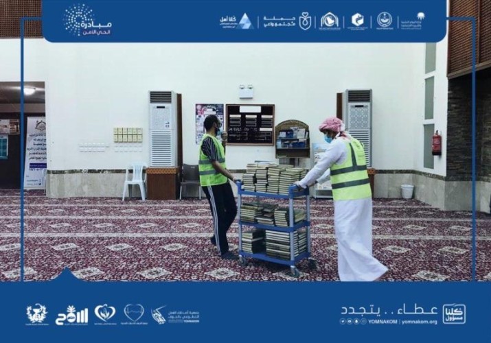 متطوعو يمناكم للعمل التطوعي بالجوف ينظفون و يعقمون المساجد و الجوامع