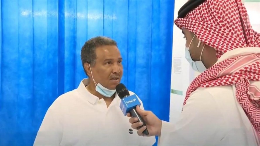 بعد تلقيه لقاح كورونا .. بالفيديو: محمد عبده يوجه رسالة هامة للمواطنين والمقيمين