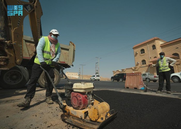 أمانة الجوف وبلدياتها تكثف أعمال معالجة التشوه البصري وترفع 125 ألف م3 من المخلفات