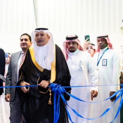 النسخ الأولى من معرض Saudi Warehousing and Logistics Expo ومعرض Saudi Wood Expo تستقطب آلاف الزوار في يوم الافتتاح في مدينة الرياض