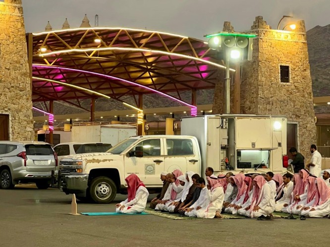 الأمر بالمعروف بمنطقة الباحة تفعّل المصلى المتنقل في الأماكن العامة